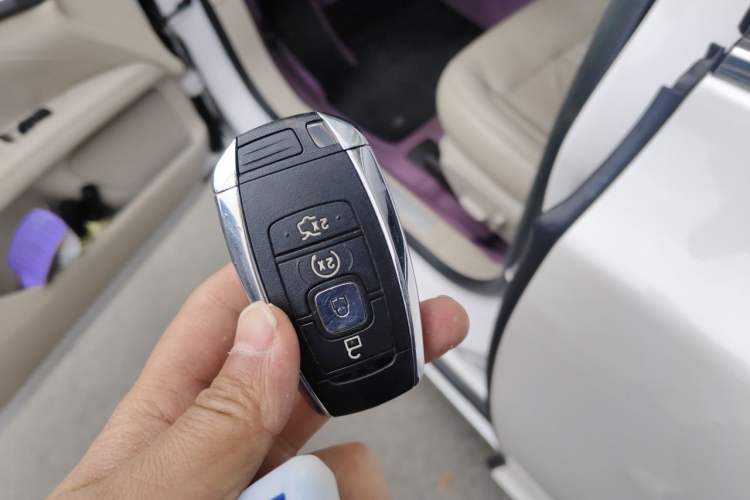 Used Lincoln MKZ 2019 2.0T Luxury Edition China VI Standard Vehicle Key