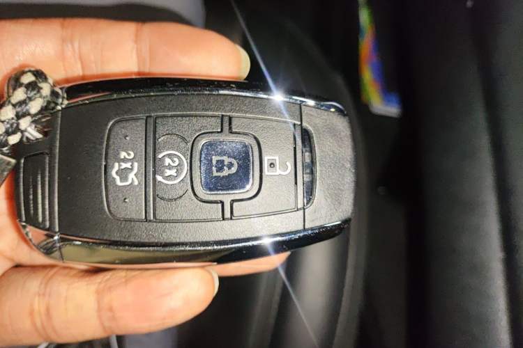 Used Lincoln MKZ 2019 2.0T Luxury Edition China VI Vehicle Key
