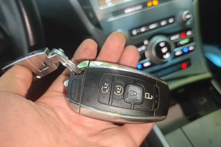 Used Lincoln MKZ 2019 2.0T Luxury Edition China VI Vehicle Key