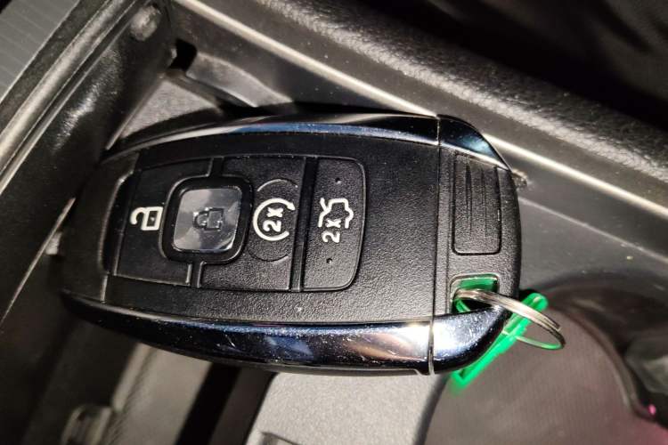 Used Lincoln MKZ 2019 2.0T Luxury Edition China VI Standard Vehicle Key
