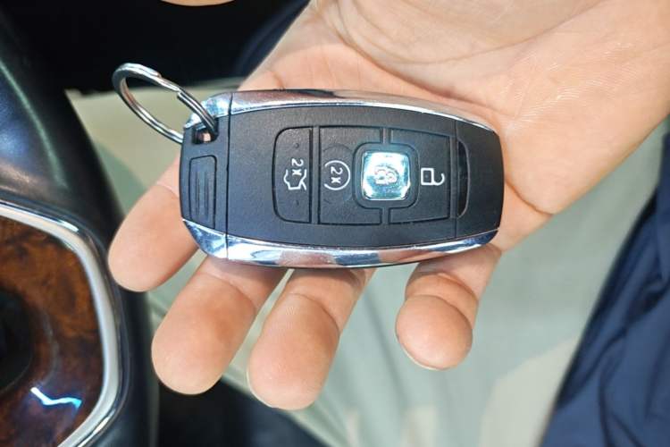 Used Lincoln MKZ 2019 2.0T Luxury Edition China VI Standard Vehicle Key