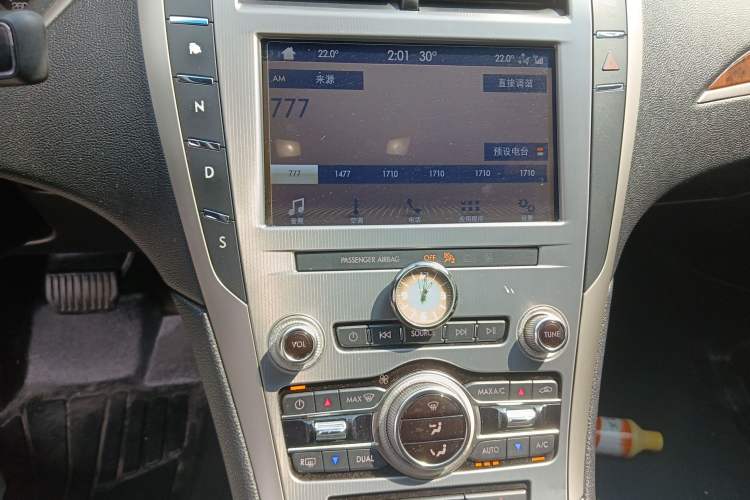 Used Lincoln MKZ 2019 2.0T Luxury Edition China VI Audio And AC Panel
