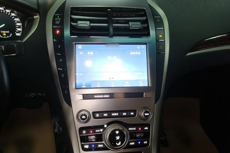 Used Lincoln MKZ 2020 2.0T Deluxe Edition Audio And AC Panel