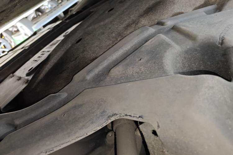 Used Lincoln MKZ 2020 2.0H Hybrid Prestige Edition Chassis Rear Left
