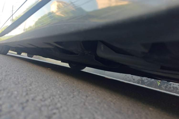 Used Lincoln MKZ 2020 2.0T Deluxe Edition Chassis Rear Left