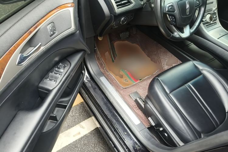 Used Lincoln MKZ 2020 2.0T Deluxe Edition Driver Seat