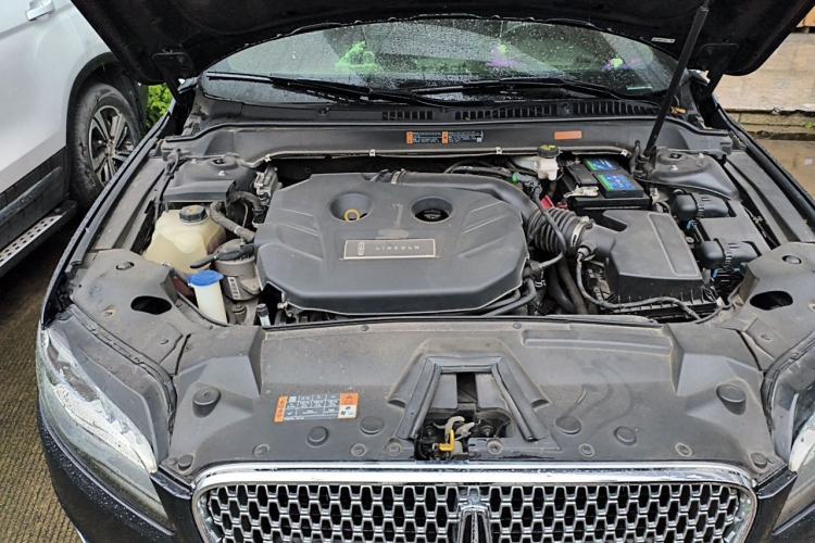 Used Lincoln MKZ 2020 2.0T Deluxe Edition Engine Bay