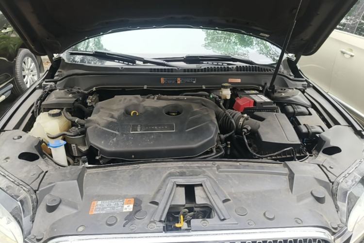 Used Lincoln MKZ 2020 2.0T Deluxe Edition Engine Bay