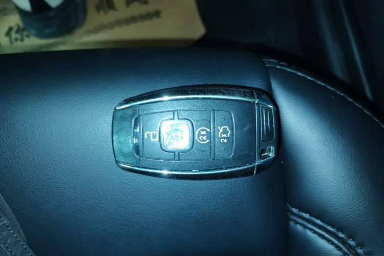 Used Lincoln MKZ 2020 2.0T Deluxe Edition Interior 1