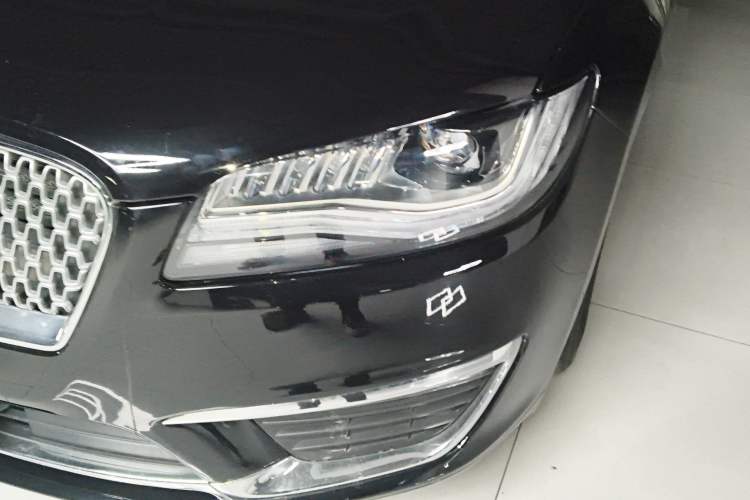 Used Lincoln MKZ 2020 2.0T Deluxe Edition Left Front Headlight