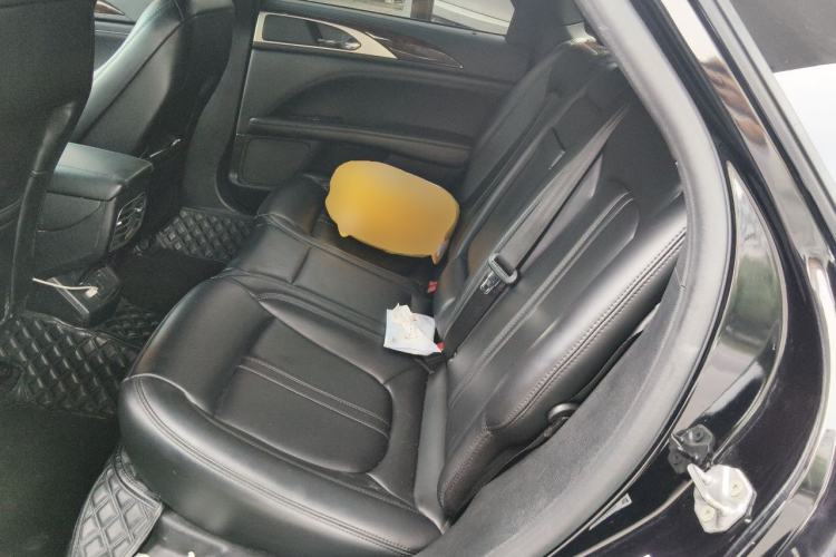 Used Lincoln MKZ 2020 2.0T Deluxe Edition Left Rear Seat