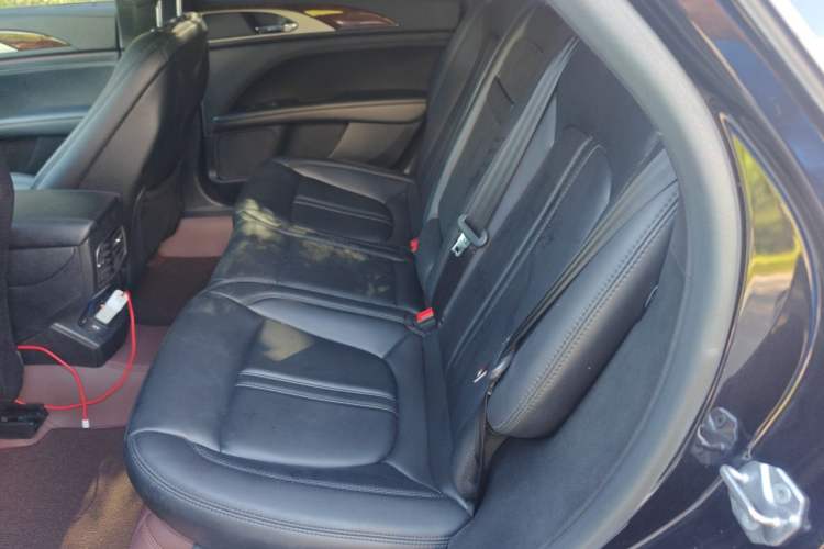 Used Lincoln MKZ 2020 2.0T Deluxe Edition Left Rear Seat