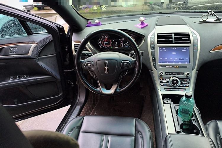 Used Lincoln MKZ 2020 2.0T Deluxe Edition Steering Wheel