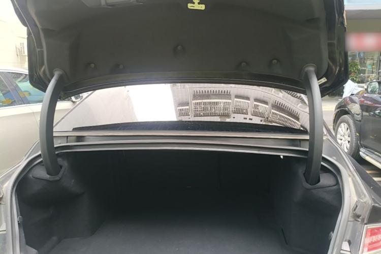 Used Lincoln MKZ 2020 2.0T Deluxe Edition Trunk