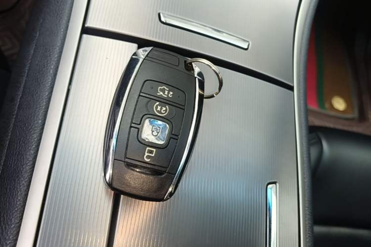 Used Lincoln MKZ 2020 2.0T Deluxe Edition Vehicle Key
