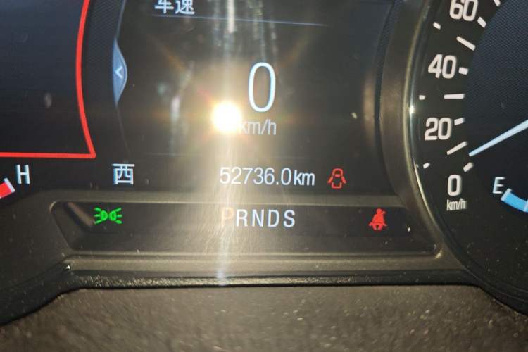 Used Lincoln MKZ 2020 2.0T Deluxe Edition Odometer Close Up