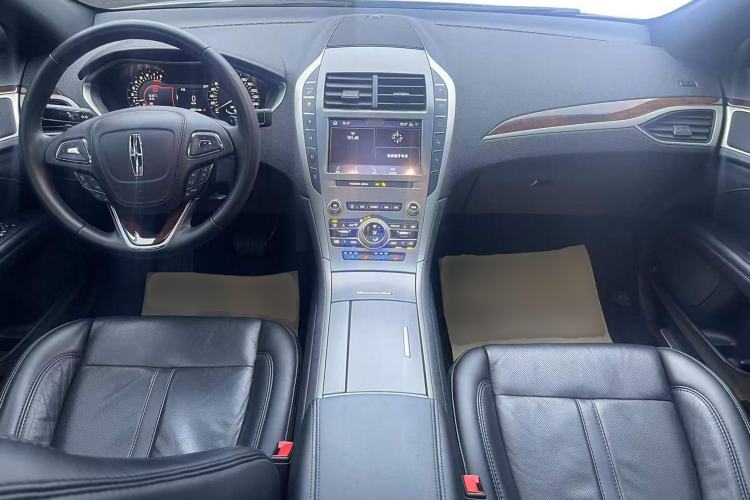Used Lincoln MKZ 2020 2.0T Luxury Edition Center Console
