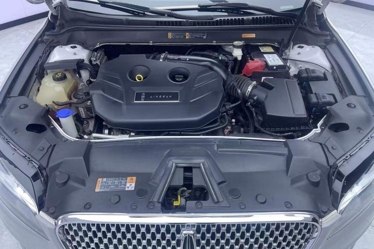 Used Lincoln MKZ 2020 2.0T Luxury Edition Engine Bay