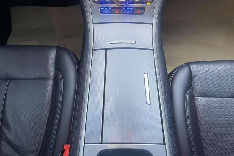 Used Lincoln MKZ 2020 2.0T Luxury Edition Gear Lever