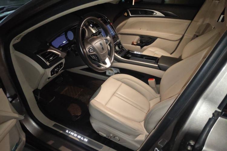 Used Lincoln MKZ 2020 2.0T Deluxe Edition Left Front Seat