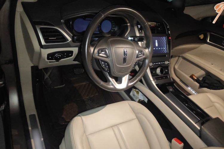 Used Lincoln MKZ 2020 2.0T Deluxe Edition Steering Wheel