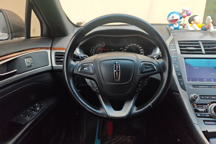 Used Lincoln MKZ 2020 2.0T Deluxe Edition Steering Wheel