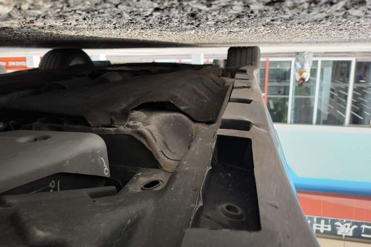 Used Lincoln MKZ 2020 2.0T Luxury Edition Chassis Rear Left