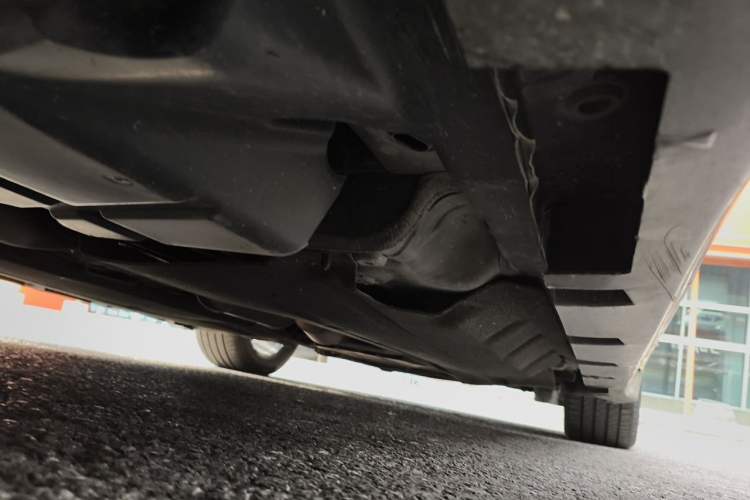 Used Lincoln MKZ 2020 2.0T Luxury Edition Chassis Rear Right