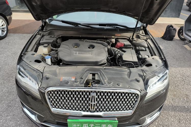 Used Lincoln MKZ 2020 2.0T Luxury Edition Engine Bay