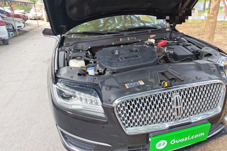 Used Lincoln MKZ 2020 2.0T Deluxe Edition Engine Bay Right