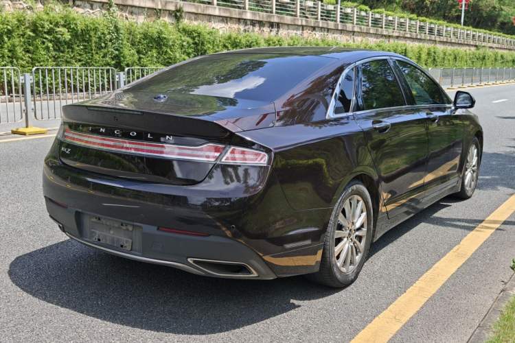 Used Lincoln MKZ 2020 2.0T Deluxe Edition Exterior 3