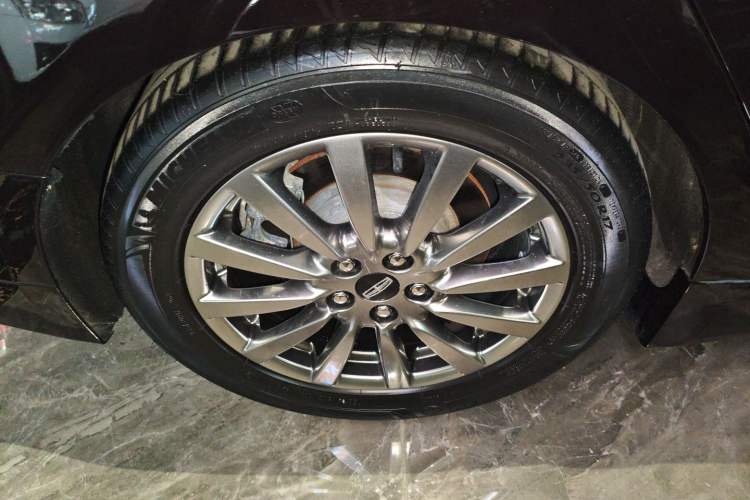 Used Lincoln MKZ 2020 2.0T Deluxe Edition Exterior 4