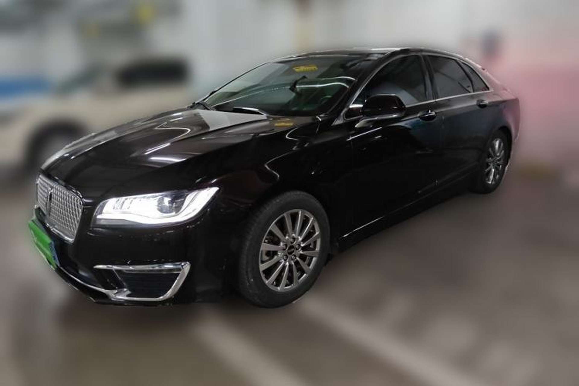 Used Lincoln MKZ 2020 2.0T Deluxe Edition Front Left 45 Deg
