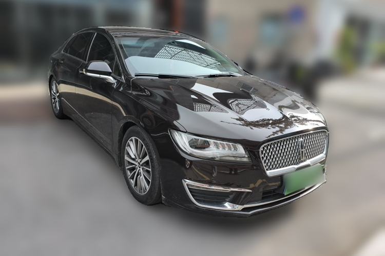 Used Lincoln MKZ 2020 2.0T Luxury Edition Front Right 45 Deg