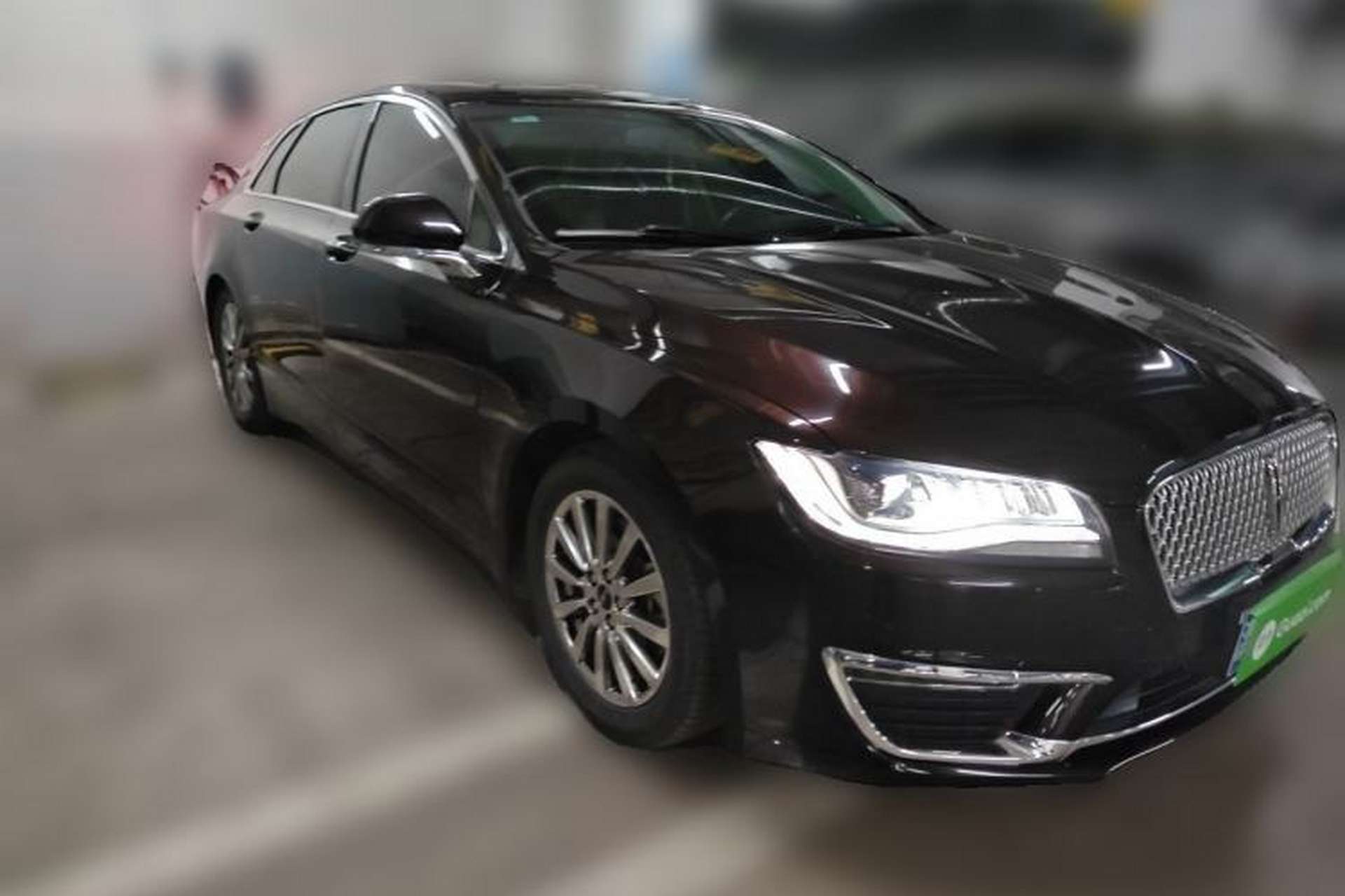Used Lincoln MKZ 2020 2.0T Deluxe Edition Front Right 45 Deg
