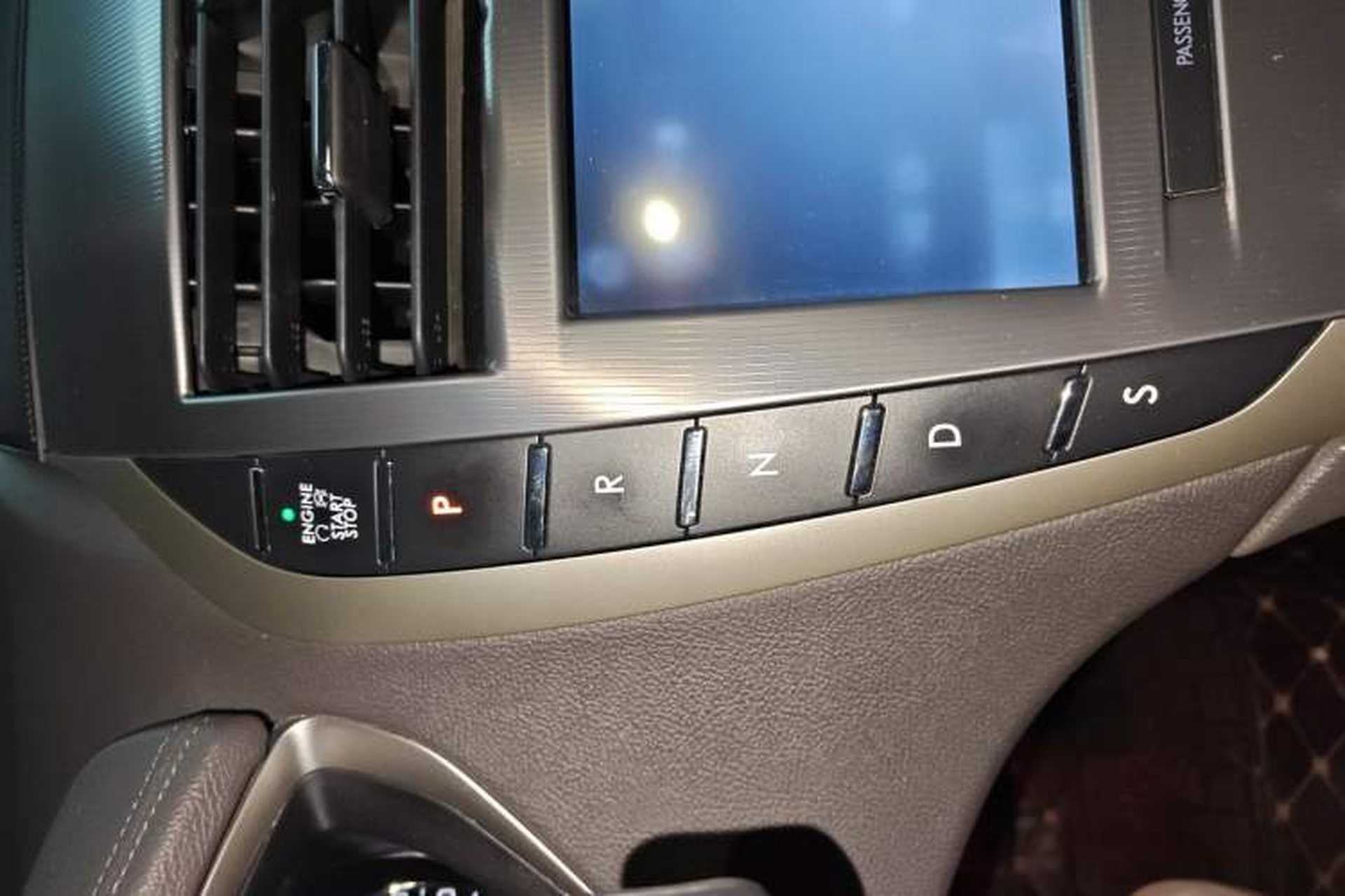 Used Lincoln MKZ 2020 2.0T Deluxe Edition Gear Lever
