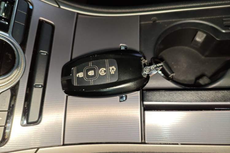 Used Lincoln MKZ 2020 2.0T Deluxe Edition Interior 1