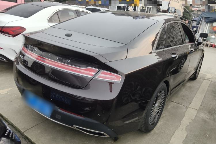 Used Lincoln MKZ 2020 2.0T Deluxe Edition Rear Right 45 Deg