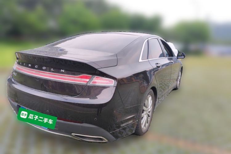 Used Lincoln MKZ 2020 2.0T Deluxe Edition Rear Right 45 Deg