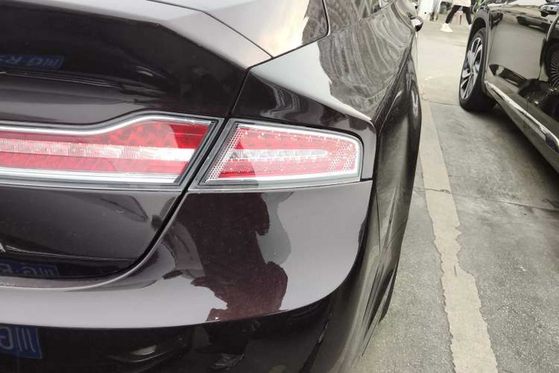 Used Lincoln MKZ 2020 2.0T Deluxe Edition Right Rear Taillight