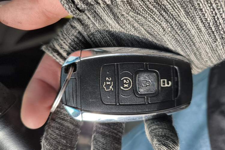 Used Lincoln MKZ 2020 2.0T Luxury Edition Vehicle Key