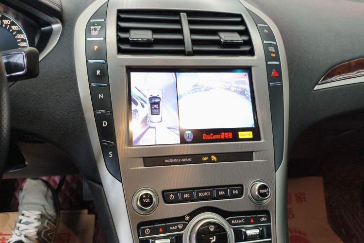 Used Lincoln MKZ 2020 2.0T Deluxe Edition Audio And AC Panel