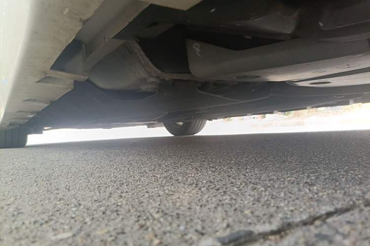 Used Lincoln MKZ 2020 2.0T Deluxe Edition Chassis Rear Left
