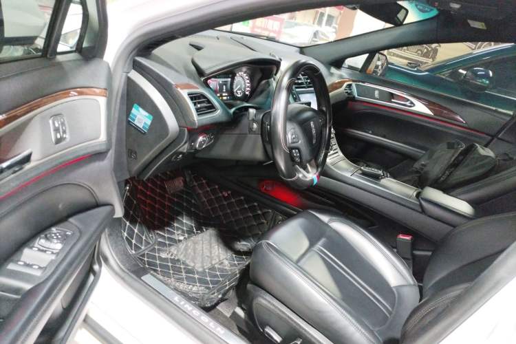 Used Lincoln MKZ 2020 2.0T Deluxe Edition Driver Seat