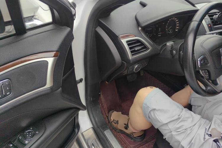 Used Lincoln MKZ 2020 2.0T Luxury Edition Driver Seat