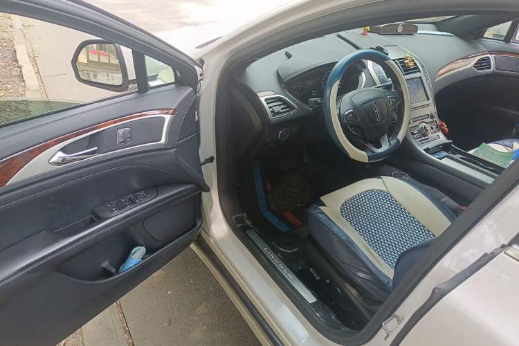Used Lincoln MKZ 2020 2.0T Deluxe Edition Driver Seat