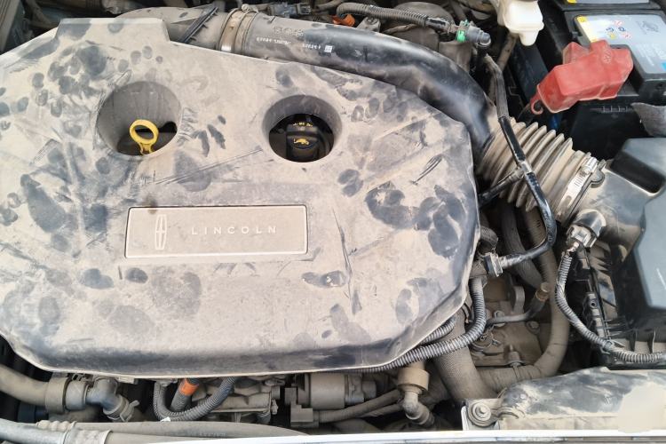 Used Lincoln MKZ 2020 2.0T Prestige Edition Engine Bay