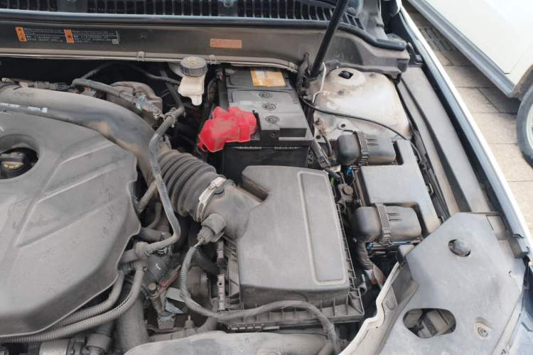 Used Lincoln MKZ 2020 2.0T Zunyue Edition Engine Bay Left