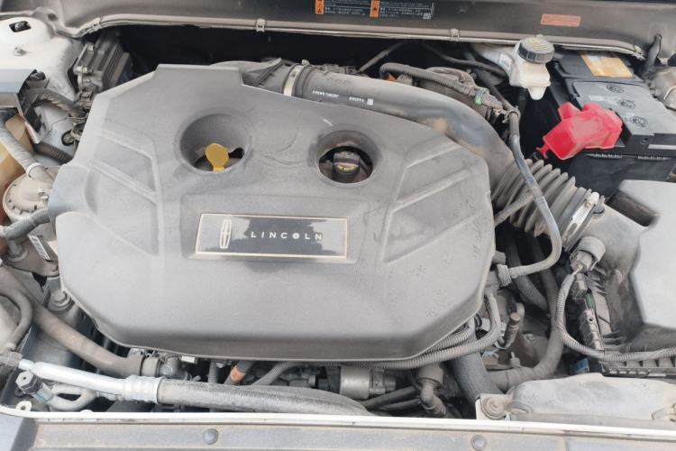 Used Lincoln MKZ 2020 2.0T Zunyue Edition Engine Bay