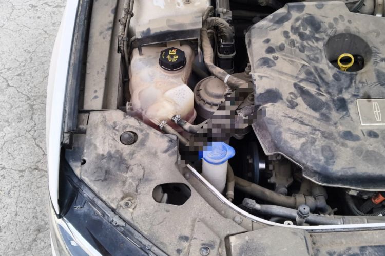 Used Lincoln MKZ 2020 2.0T Prestige Edition Engine Bay Right